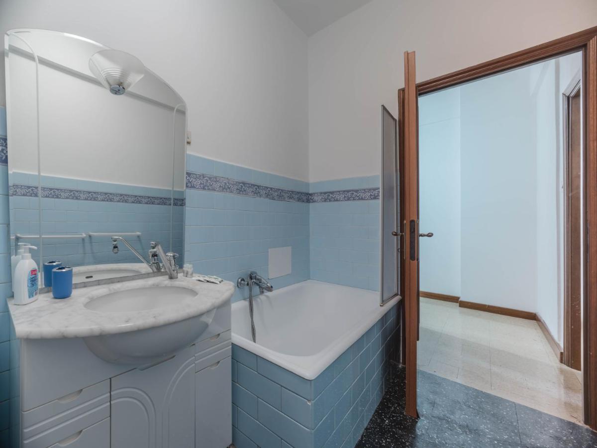 Casa Di Maty - Cozy Apartment With Balcony La Spezia Luaran gambar